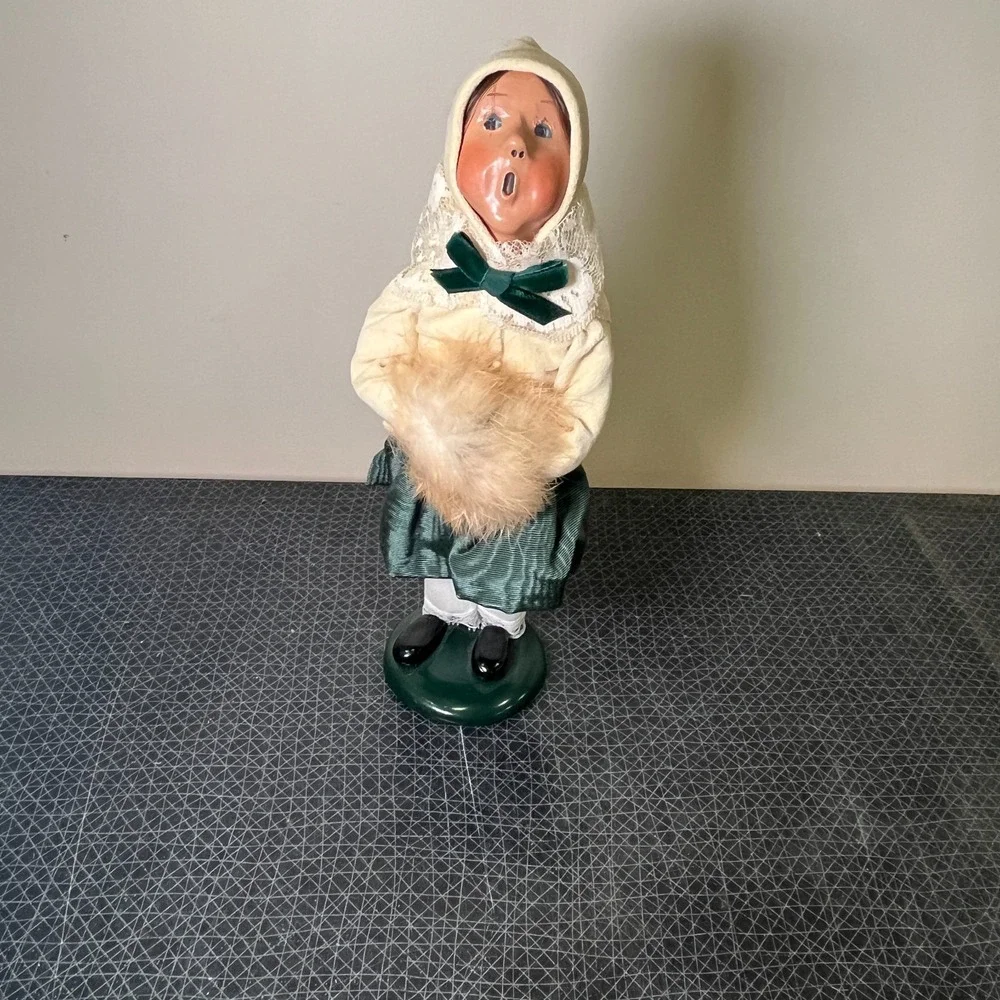 Vtg Choice Byers Carolers Girl, Blue Eyes, White Green Lace Dress, Fur muff, Bow